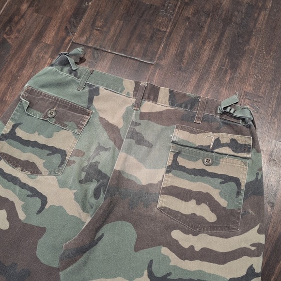 Vintage Camouflage Cargo Pants Mens 36x31 Distressed Military Work Adjustable - Picture 5 of 12
